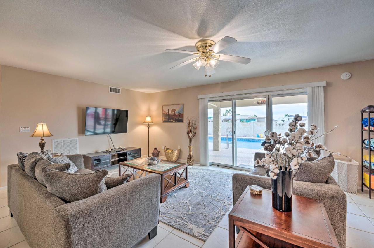 Pet-friendly Havasu Retreat With Pool! Hébergement de vacances Lake Havasu City
